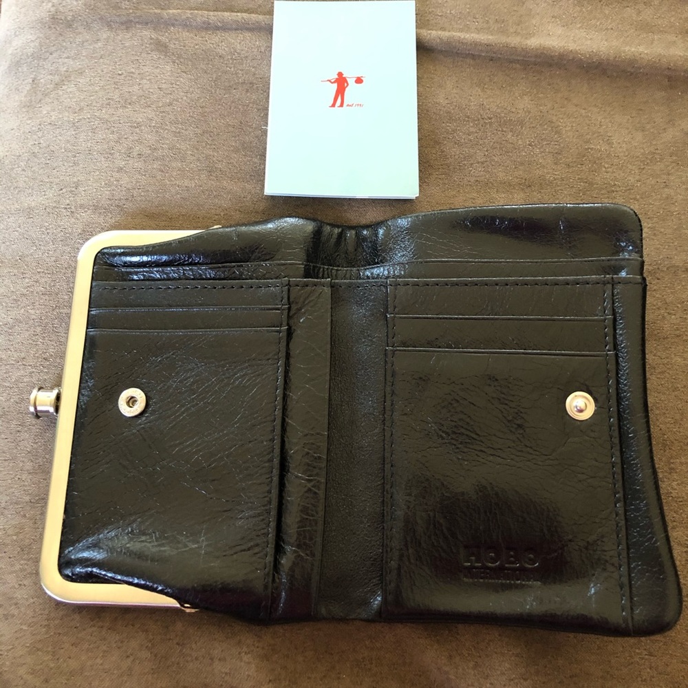 Small hobo wallet